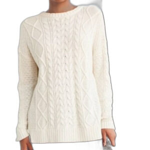 BDG cream colored cable knit elbow patch sweater size medium boho chic cozy cute